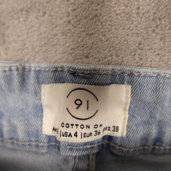 Cotton On Jeans High 90s Distressed Jean –‎ Women's Size 4 – Light Wash Blue - Picture 3 of 12